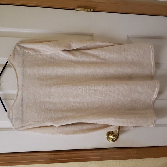 No Boundaries hi low boho long sleeve top - Picture 3 of 4